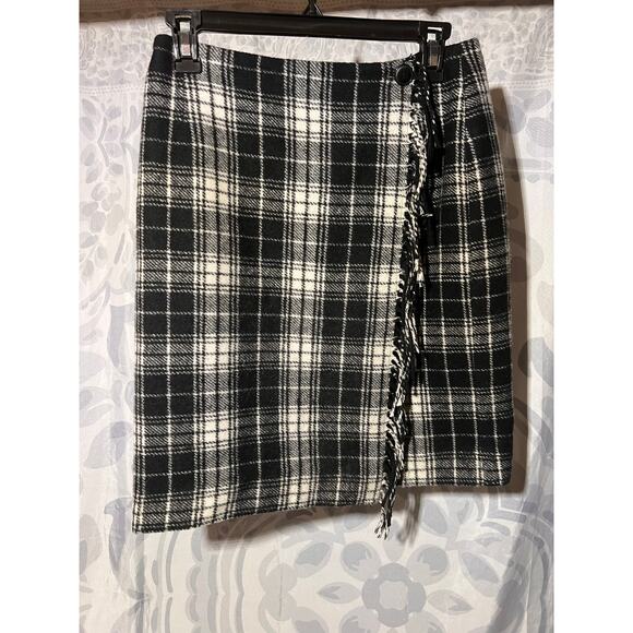 Cambridge Country Plaid Wrap‎ Skirt Fringe Button & Snap Closure Women's Size 6P - Picture 1 of 10
